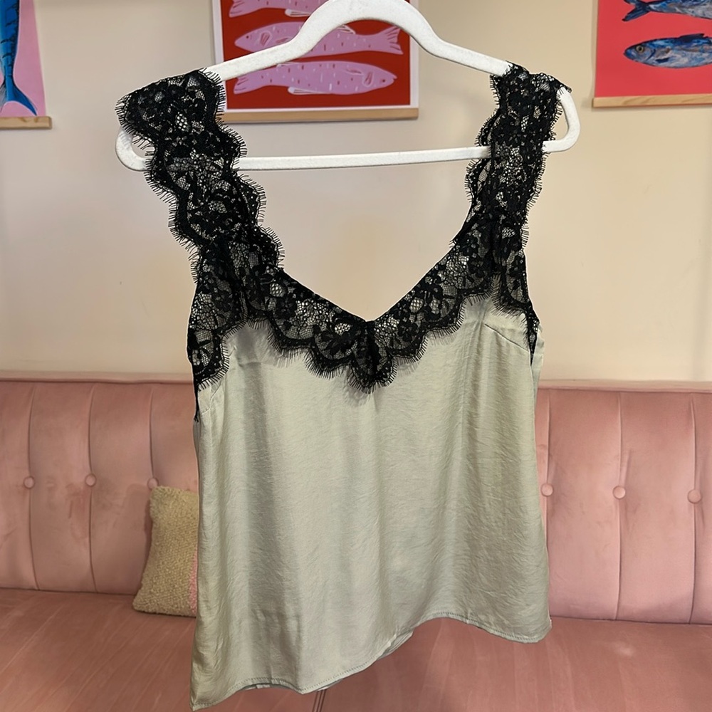 💠NWT Sage Lace Tank Top